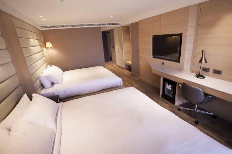 Royal Group Hotel Minghua Branch Kaohsiung Exterior photo